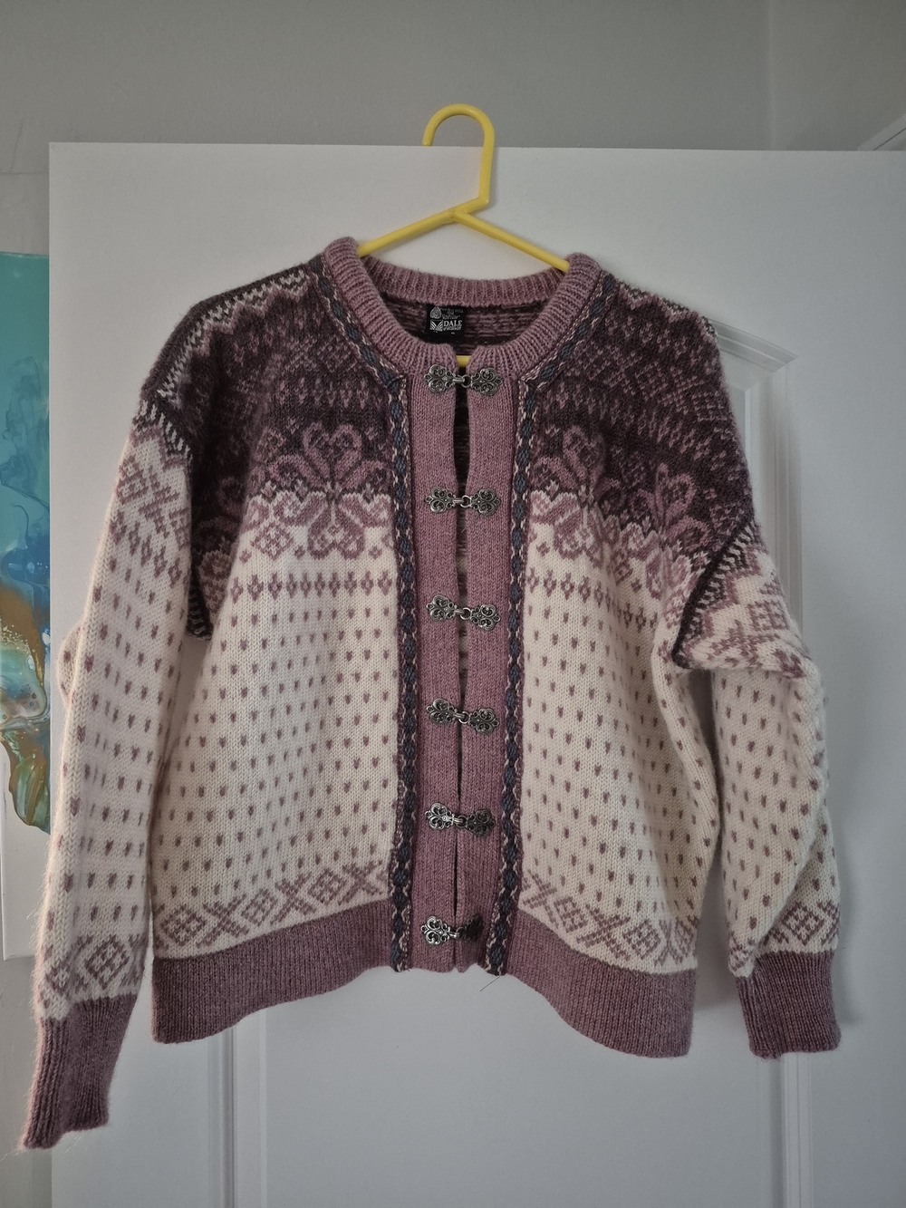 Dale of Norway Pink and Cream Nordic 100% Wool Cardigan with Metal Clasps XL